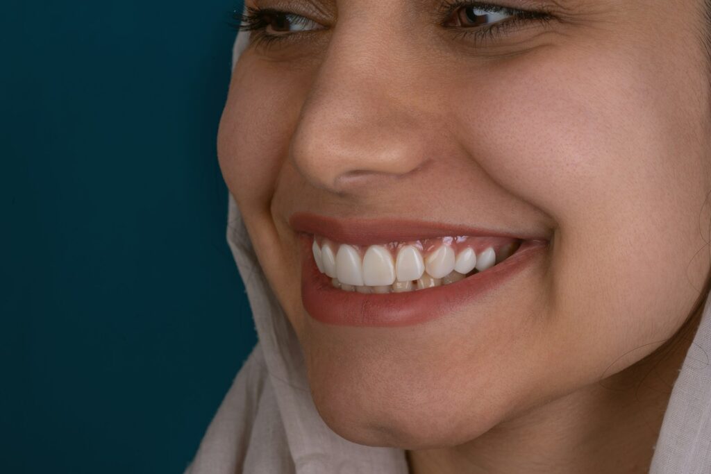 5 beneficios de usar ácido hialurónico para los surcos nasogenianos
